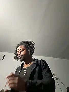 Snapshot of SluttyLyfe4L chatting on 03/23/26, 04:51 SluttyLyfe4L online show from 03/23/26, 04:51