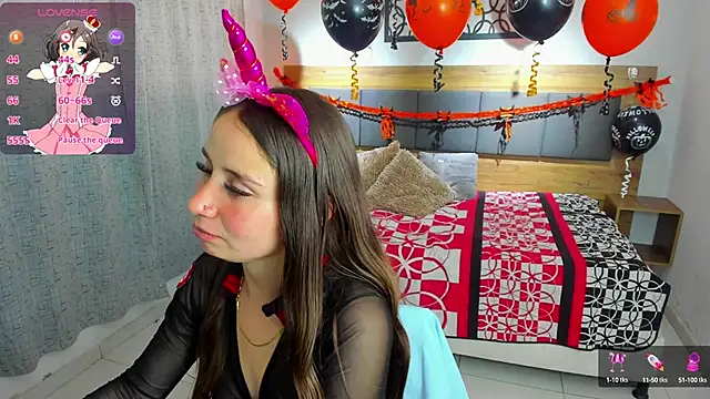 martina lujann online show from 10/03/25, 01:45