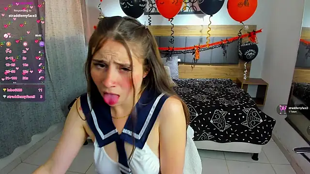 martina lujann online show from 10/09/25, 01:44