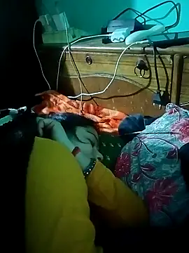 Snapshot of Lustyful_Couple chatting on 01/04/25, 09:41 Lustyful Couple online show from 01/04/25, 09:41