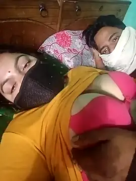 Snapshot of Lustyful_Couple chatting on 01/20/25, 10:26 Lustyful Couple online show from 01/20/25, 10:26