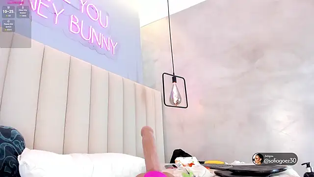 SOFIAGOEZ30 online show from 09/09/25, 11:08