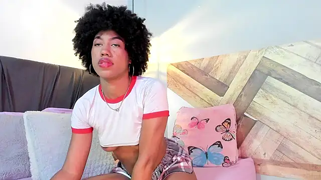 Snapshot of DailaSmith chatting on 02/23/26, 03:23 DailaSmith online show from 02/23/26, 03:23