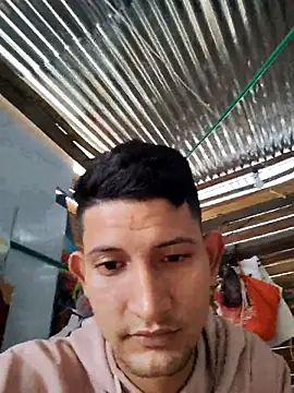 Juan Hotcaliemte online show from 12/21/25, 01:35