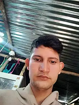 Juan Hotcaliemte online show from 12/17/25, 12:43