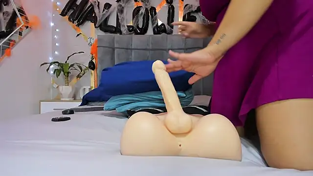 Caroliine Torres online show from 10/21/25, 11:53