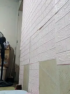 Snapshot of Sweetchuby1995 chatting on 04/04/26, 04:57 Sweetchuby1995 online show from 04/04/26, 04:57