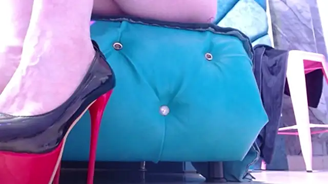 Luciana Ass online show from 11/28/25, 09:15