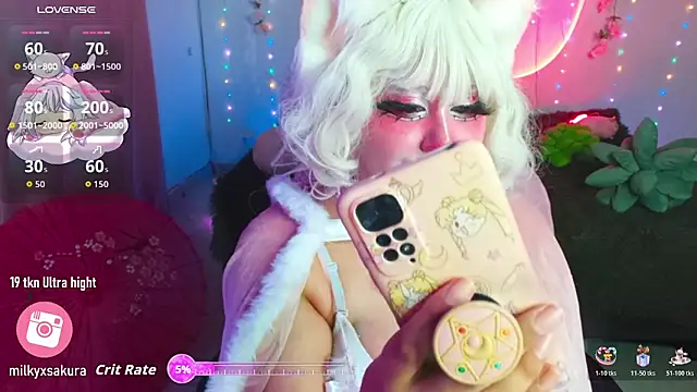 MilkyXSakura online show from 12/18/25, 01:11