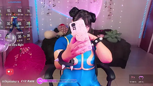 Snapshot of MilkyXSakura chatting on 10/09/25, 11:49 MilkyXSakura online show from 10/09/25, 11:49