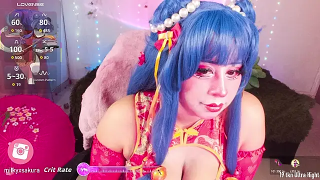 Snapshot of MilkyXSakura chatting on 10/19/25, 12:02 MilkyXSakura online show from 10/19/25, 12:02