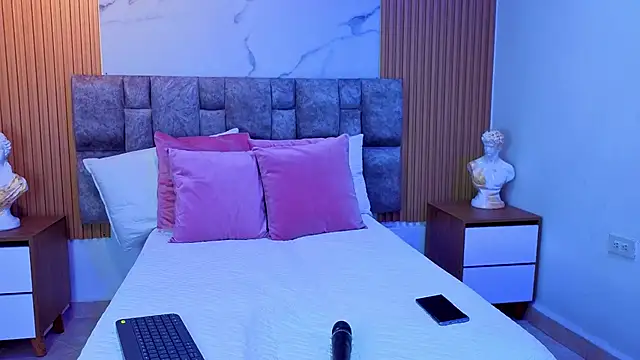 Khalifa fletcher online show from 11/05/25, 09:51