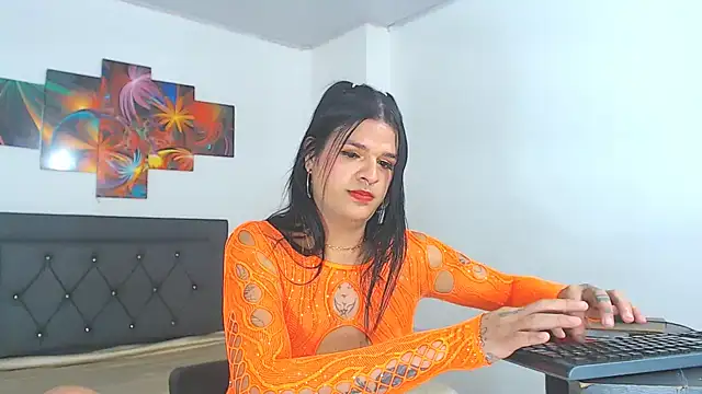 Snapshot of eloisaath chatting on 03/20/25, 07:46 eloisaath online show from 03/20/25, 07:46