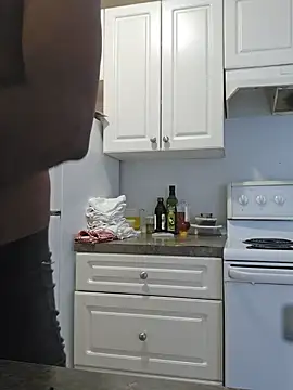 Snapshot of Keshuloveyou chatting on 12/25/24, 07:56 Keshuloveyou online show from 12/25/24, 07:56