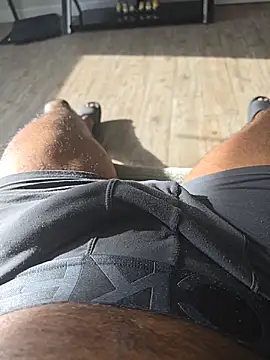 Snapshot of Keshuloveyou chatting on 02/20/25, 08:25 Keshuloveyou online show from 02/20/25, 08:25