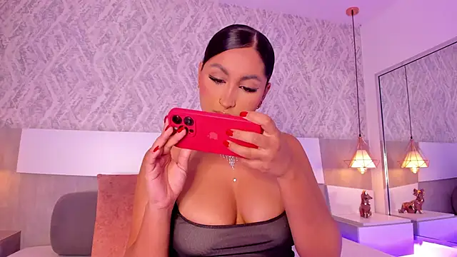 AishaPeyton online show from 10/28/25, 09:14