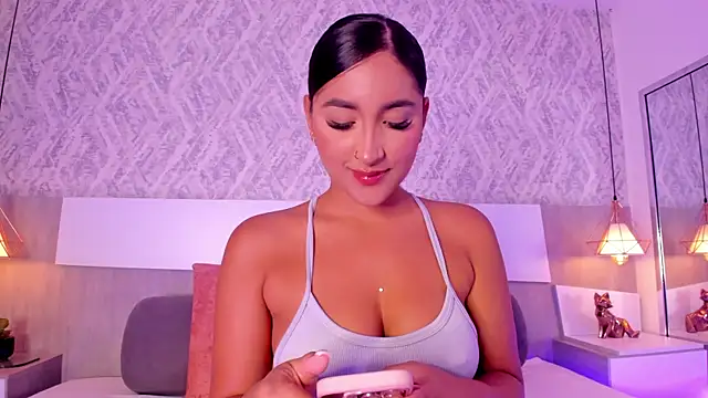 AishaPeyton online show from 09/15/25, 04:40