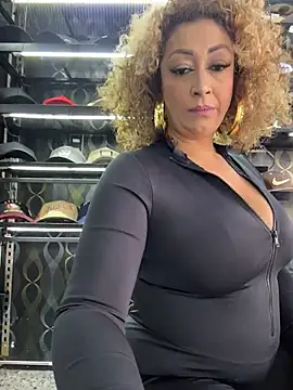 Katti Barrera online show from 07/07/26, 07:39