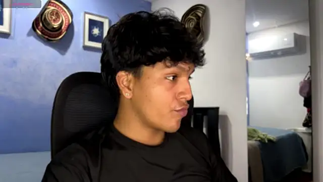 Xander bonnet1 online show from 11/25/25, 03:23