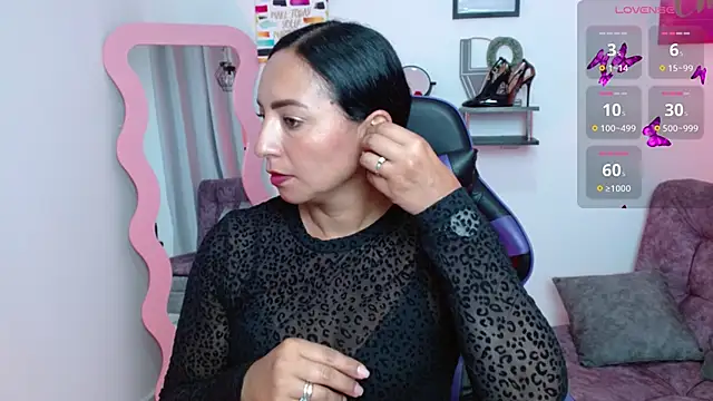 Emmi Cam online show from 03/25/26, 01:10