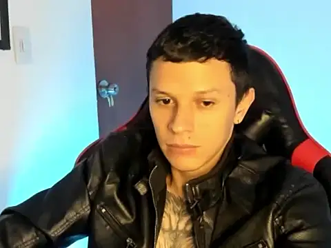 Snapshot of goodboy69l chatting on 07/10/26, 01:55 goodboy69l online show from 07/10/26, 01:55