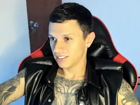Snapshot of goodboy69l chatting on 05/16/26, 05:34 goodboy69l online show from 05/16/26, 05:34