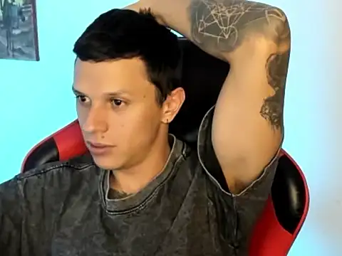 Snapshot of goodboy69l chatting on 02/26/26, 11:49 goodboy69l online show from 02/26/26, 11:49