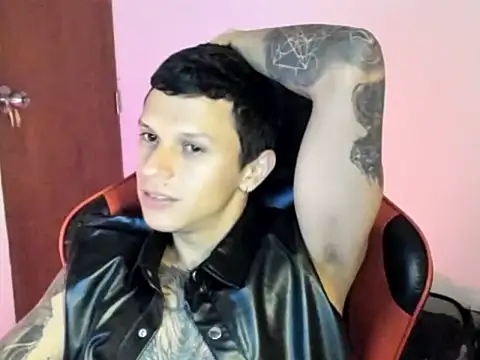Snapshot of goodboy69l chatting on 03/08/26, 01:22 goodboy69l online show from 03/08/26, 01:22