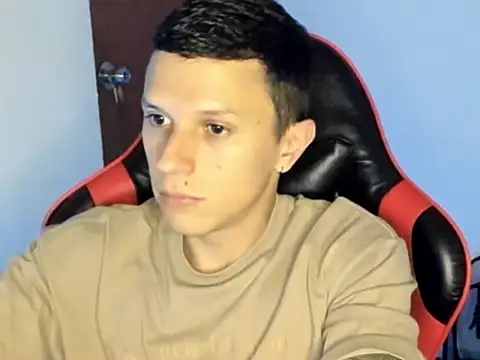 Snapshot of goodboy69l chatting on 05/09/26, 12:03 goodboy69l online show from 05/09/26, 12:03