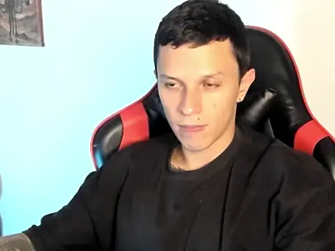 Snapshot of goodboy69l chatting on 02/17/26, 12:52 goodboy69l online show from 02/17/26, 12:52