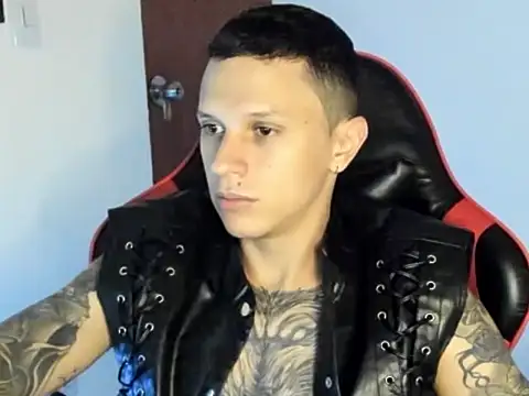 Snapshot of goodboy69l chatting on 05/29/26, 10:38 goodboy69l online show from 05/29/26, 10:38