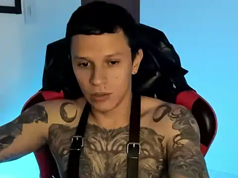 Snapshot of goodboy69l chatting on 07/06/26, 02:24 goodboy69l online show from 07/06/26, 02:24