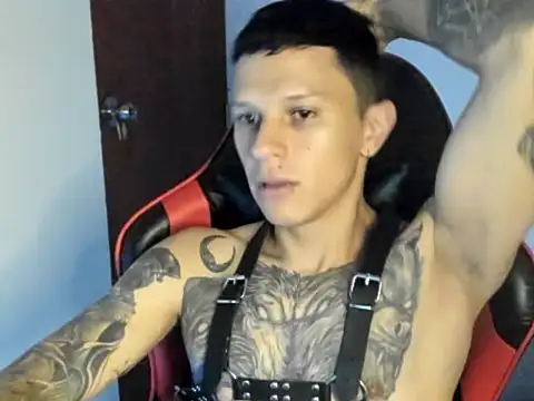 Snapshot of goodboy69l chatting on 04/26/26, 07:33 goodboy69l online show from 04/26/26, 07:33