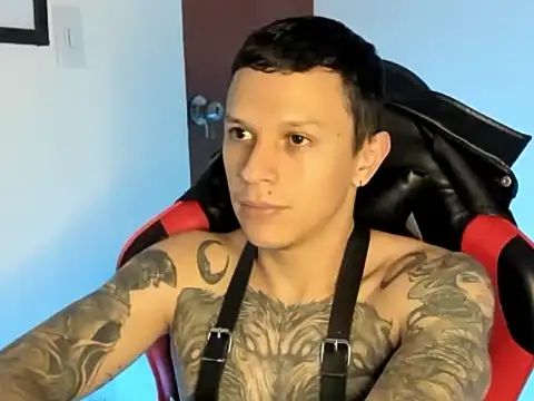 Snapshot of goodboy69l chatting on 06/29/26, 01:23 goodboy69l online show from 06/29/26, 01:23