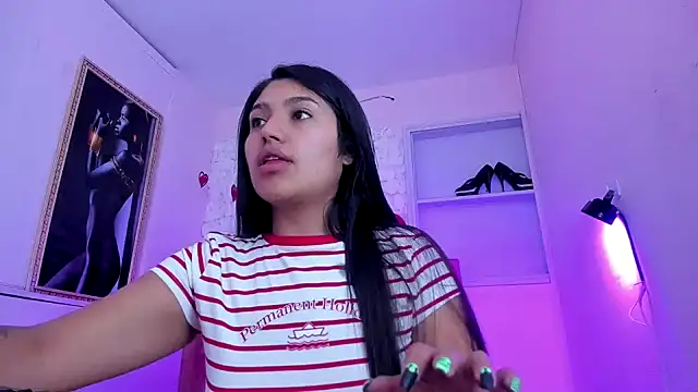 SarahStones online show from 10/12/25, 11:39