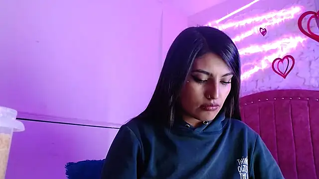 SarahStones online show from 03/14/25, 08:42