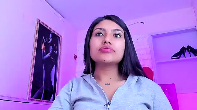 SarahStones online show from 10/02/25, 09:01