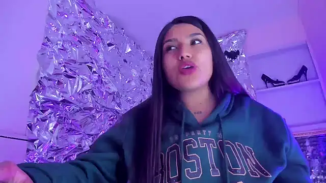 SarahStones online show from 11/29/25, 07:19