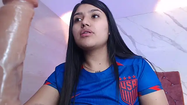 SarahStones online show from 04/18/26, 07:54