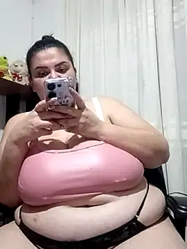 Snapshot of Madisonpalacio chatting on 02/25/25, 10:59 Madisonpalacio online show from 02/25/25, 10:59
