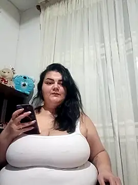 Snapshot of Madisonpalacio chatting on 03/01/25, 02:15 Madisonpalacio online show from 03/01/25, 02:15