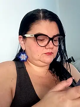 Madisonpalacio online show from 11/29/25, 05:13