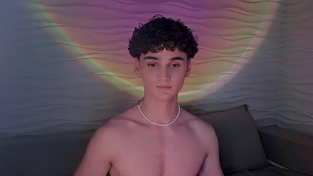 adam 21cm   online show from 02/19/25, 07:37