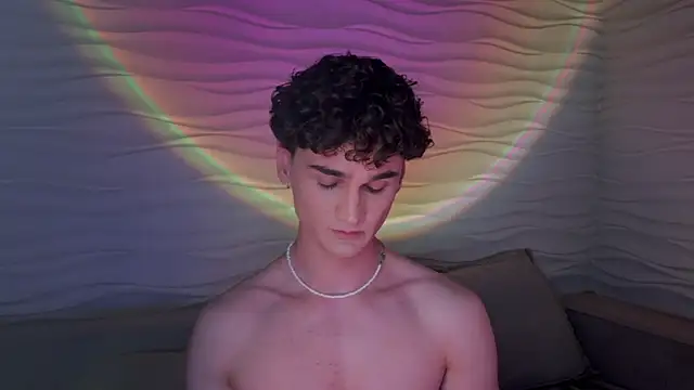 adam 21cm   online show from 02/20/25, 07:41