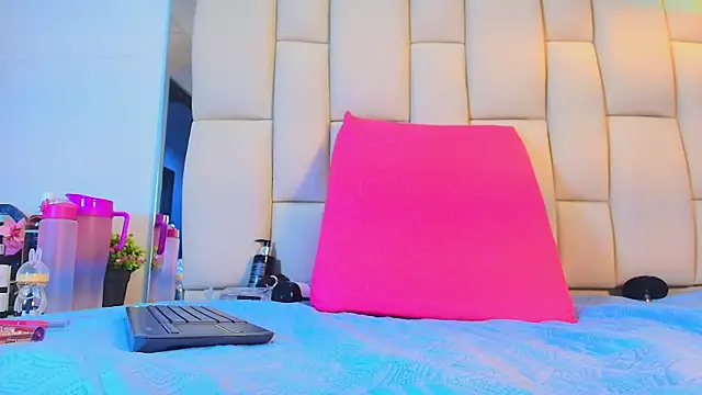 mss mar online show from 04/17/26, 03:31