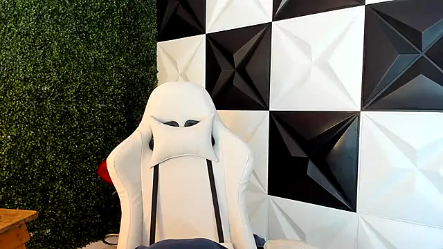 andy bell x online show from 10/29/25, 05:17