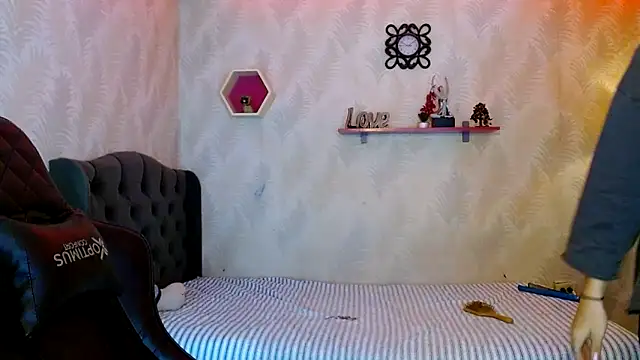 andy bell x online show from 10/26/25, 02:45