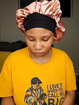 DrippinCaramelCutie online show from 11/27/25, 12:33