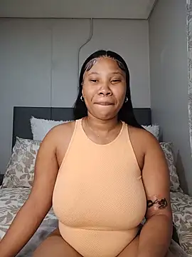 DrippinCaramelCutie online show from 05/19/26, 09:22