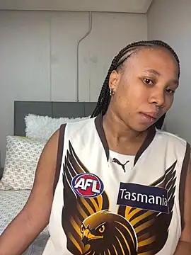 DrippinCaramelCutie online show from 04/20/26, 11:17